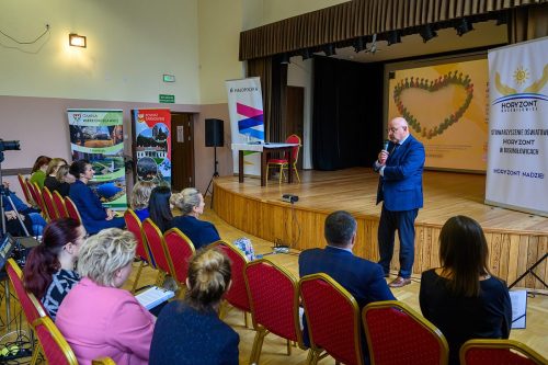 557652261_1231156232377279_2407072788577193888_n „Niepełnosprawność dziecka – wyzwanie dla całej rodziny i społeczeństwa”