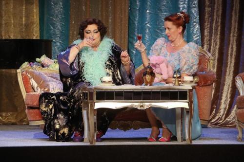 2-copy „BOSKA” pierwszym spektaklem konkursowym Festiwalu Komedii Talia 2024