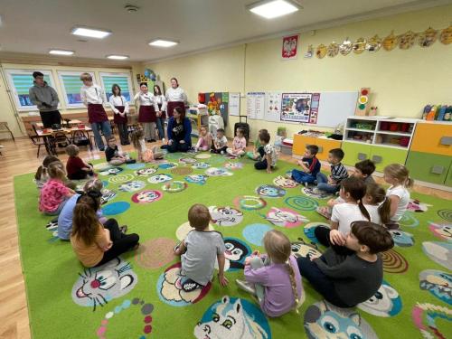 1 Małe ręce, wielkie dzieła – rzemiosło od najmłodszych lat!