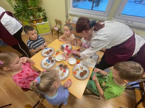 27 Małe ręce, wielkie dzieła – rzemiosło od najmłodszych lat!