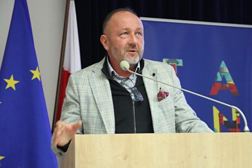 4-copy „Bezpieczne Dziecko – Stop Przemocy”. Ważna konferencja dla tarnowskiej młodzieży