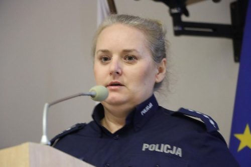 8-copy „Bezpieczne Dziecko – Stop Przemocy”. Ważna konferencja dla tarnowskiej młodzieży