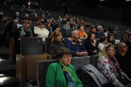 dsc-2290-edytowano-copy Sasnalowie w Mościcach – spotkanie z artystami i film „Człowiek do wszystkiego”