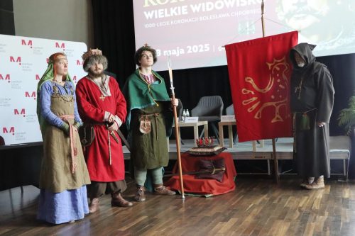 10-copy „Koronacja” – monumentalne widowisko o narodzinach Polski już 18 maja w Tarnowie