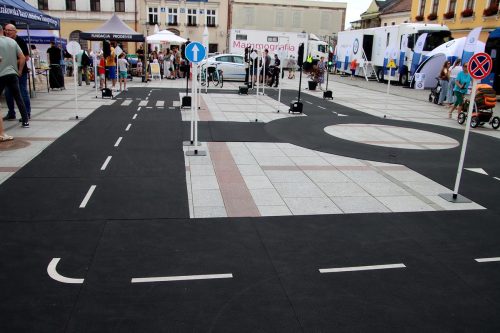 16-copy Centrum Usług Społecznych - „PoMocny „Tarnów na Święcie Małopolskiej Policji – lekcja bezpieczeństwa w praktyce