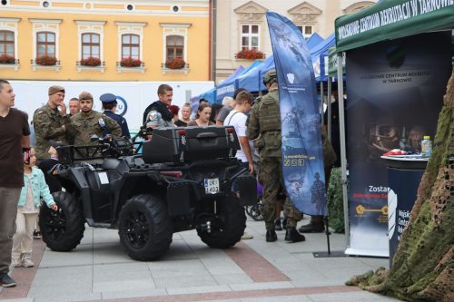 17-copy Centrum Usług Społecznych - „PoMocny „Tarnów na Święcie Małopolskiej Policji – lekcja bezpieczeństwa w praktyce