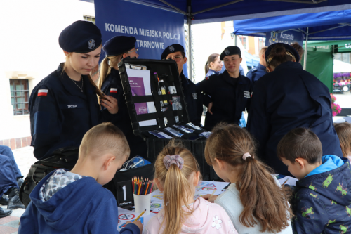 2-copy Centrum Usług Społecznych - „PoMocny „Tarnów na Święcie Małopolskiej Policji – lekcja bezpieczeństwa w praktyce