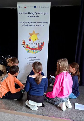 3 „PoMocny Tarnów: gdy scena buduje pewność siebie”