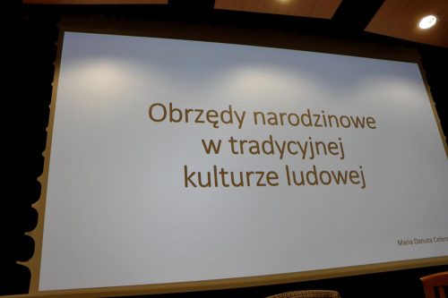4-copy Wykład Marii Danuty Cetery "Krakowiacy wschodni - tradycje, zwyczaje, obrzędy, narodziny"