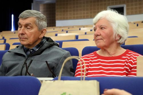 5-copy Wykład Marii Danuty Cetery "Krakowiacy wschodni - tradycje, zwyczaje, obrzędy, narodziny"