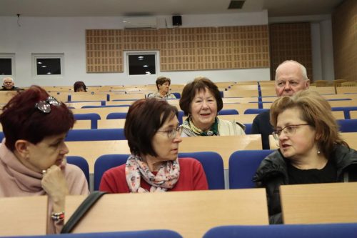 img-1533-copy Wykład Marii Danuty Cetery "Krakowiacy wschodni - tradycje, zwyczaje, obrzędy, narodziny"