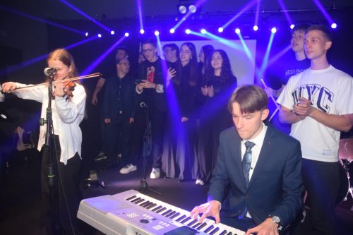 33 Młodzi Potrafią – koncert Fundacji Charisma