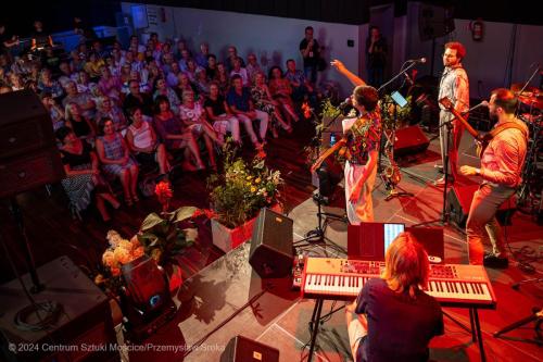 Chlopcy-17-Poprawione-Szum CSM - "Prywatka w stylu Bigbitu"