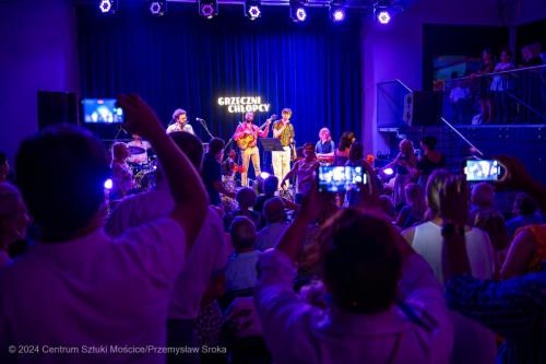 Chlopcy-178-Poprawione-Szum CSM - "Prywatka w stylu Bigbitu"