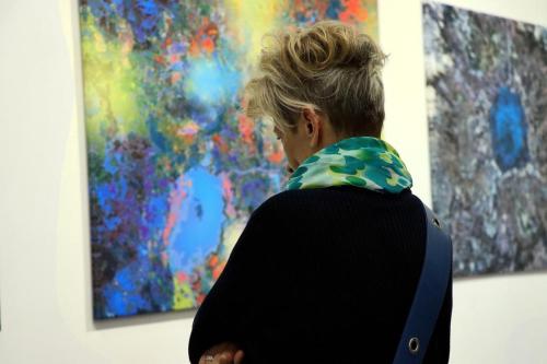 9-copy Wernisaż "Nieskończoność czasoprzestrzeni" Marka Chodakowskiego