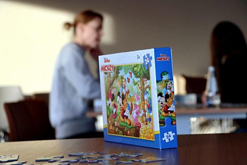 4-copy Rodzinne spotkanie z puzzlami i audiobajkami