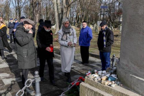 1 Spotkanie memorialno - modlitewne na cmentarzu żydowskim
