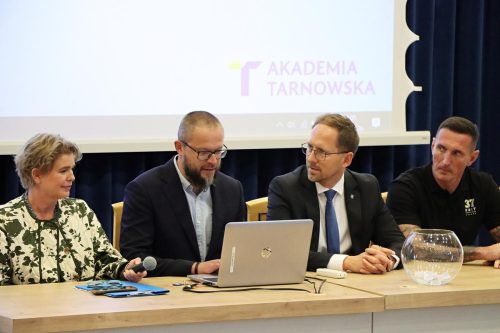 2-copy XV sezon Tarnowskiej Ligi Debatanckiej oficjalnie rozpoczęty