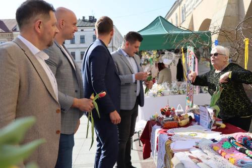 img-8581-copy DZIEŃ KOBIET – TULIPANY I SŁOŃCE