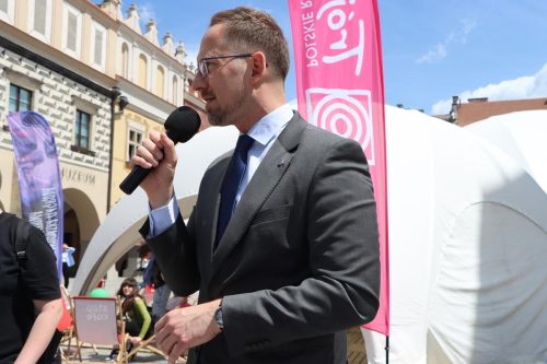 4a-copy Tarnów przypomniał, że każde dziecko zasługuje na dom. Marsz w Dniu Rodzicielstwa Zastępczego z ważnym społecznym przesłaniem...