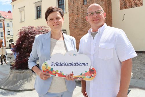 8-copy Tarnów przypomniał, że każde dziecko zasługuje na dom. Marsz w Dniu Rodzicielstwa Zastępczego z ważnym społecznym przesłaniem...