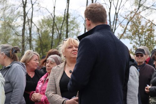 img-8337-copy Sadzonki za elektroodpady