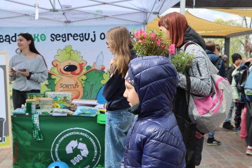 img-8386-copy Sadzonki za elektroodpady