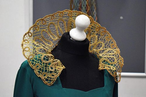 2a-edytowano-copy EWA SZPILA - Wystawa koronki klockowej