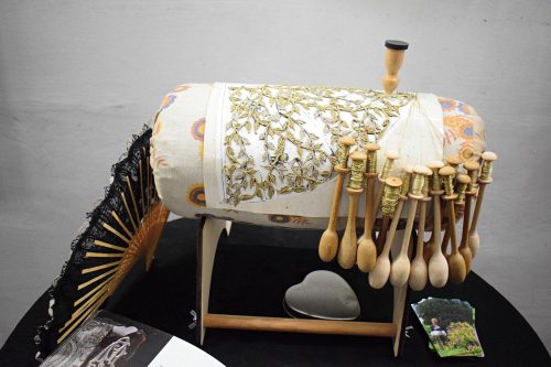 4a-edytowano-copy EWA SZPILA - Wystawa koronki klockowej