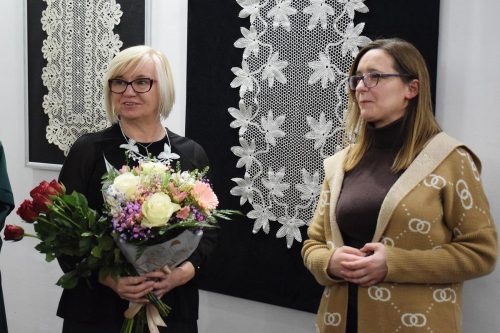 5-edytowano-copy EWA SZPILA - Wystawa koronki klockowej