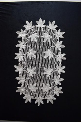 dsc-2028-copy EWA SZPILA - Wystawa koronki klockowej