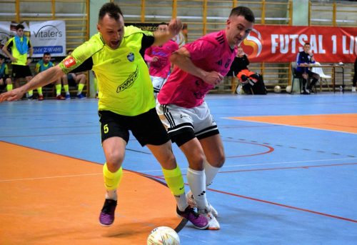 5-copy Futsal Club Tarnów vs ASG Stanley Futsal Team Brzeg oraz Dzień Kobiet z Futsal Tarnów