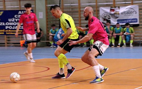 6-copy Futsal Club Tarnów vs ASG Stanley Futsal Team Brzeg oraz Dzień Kobiet z Futsal Tarnów