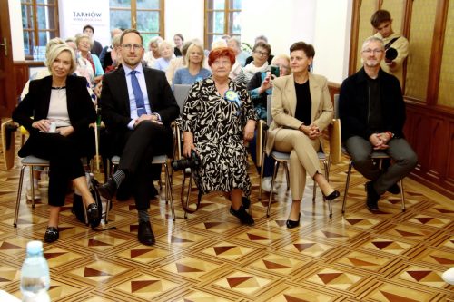 5a-copy Międzypokoleniowa Familiada w Tarnowie