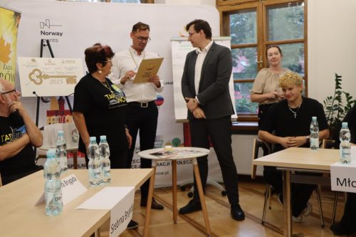 img-0913-copy Międzypokoleniowa Familiada w Tarnowie