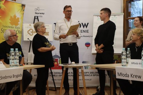 img-0930-copy Międzypokoleniowa Familiada w Tarnowie