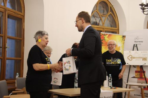 img-2322-edytowano-copy Międzypokoleniowa Familiada w Tarnowie