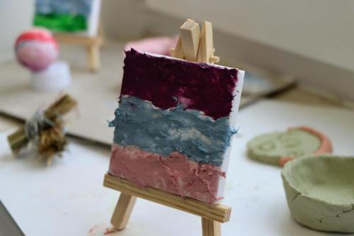 8-copy Ferie zimowe z BWA: Twórcza podróż bez granic