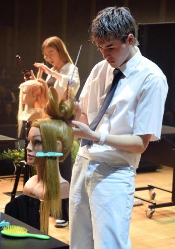 9 Tarnowski Festiwal Fryzjerski 2025 – sztuka, pasja, rywalizacja...część pierwsza