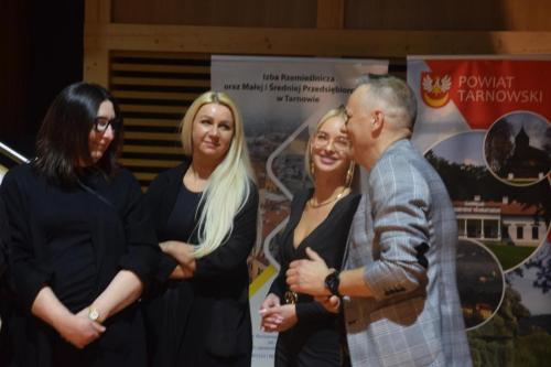 15 Tarnowski Festiwal Fryzjerski 2025 – sztuka, pasja, rywalizacja - finał.