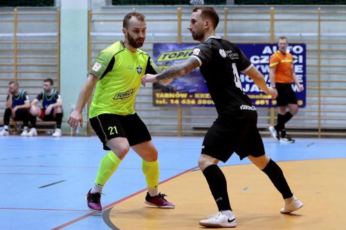 15 Pierwsza Liga Futsalu Mężczyzn – wielkie emocje w Tarnowie!