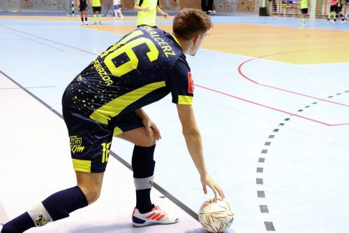 img-2114-edytowano-copy Pierwsza liga futsalu mężczyzn : Futsal Club Tarnów – SRS Gwiazda
