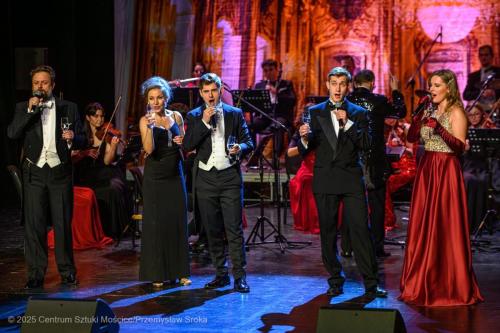gala-31-copy Wielka Noworoczna Gala Wiedeńska - Johann Strauss i Przyjaciele w CSM