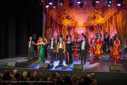 gala-46-copy Wielka Noworoczna Gala Wiedeńska - Johann Strauss i Przyjaciele w CSM