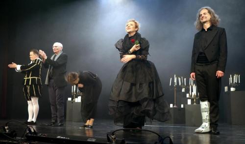 img-0731-edytowano-copy Międzynarodowy Dzień Teatru w Tarnowie – premiera „Prób” Bogusława Schaeffera