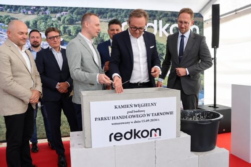 28-copy Przy Lwowskiej w Tarnowie trwa budowa dużego parku handlowego