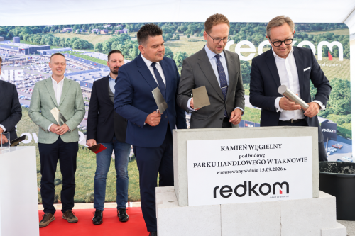 33a-copy Przy Lwowskiej w Tarnowie trwa budowa dużego parku handlowego
