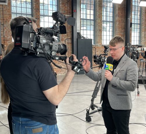 2025-03-19-Autentyczni-nagranie-7-i-8-125 Wojciech Gibała. Pytania, które nie przyspieszają