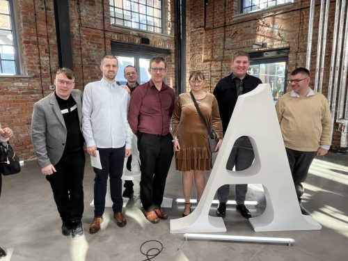 2025-03-19-Autentyczni-nagranie-7-i-8-215 Wojciech Gibała. Pytania, które nie przyspieszają