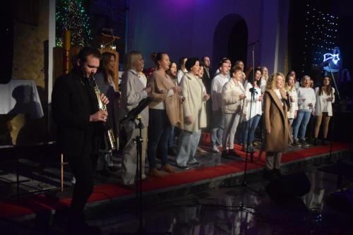 2 Kolędowanie Tarnowskiego Chóru GOS.pl